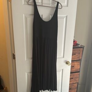 Midi Black Sleeveless Dress